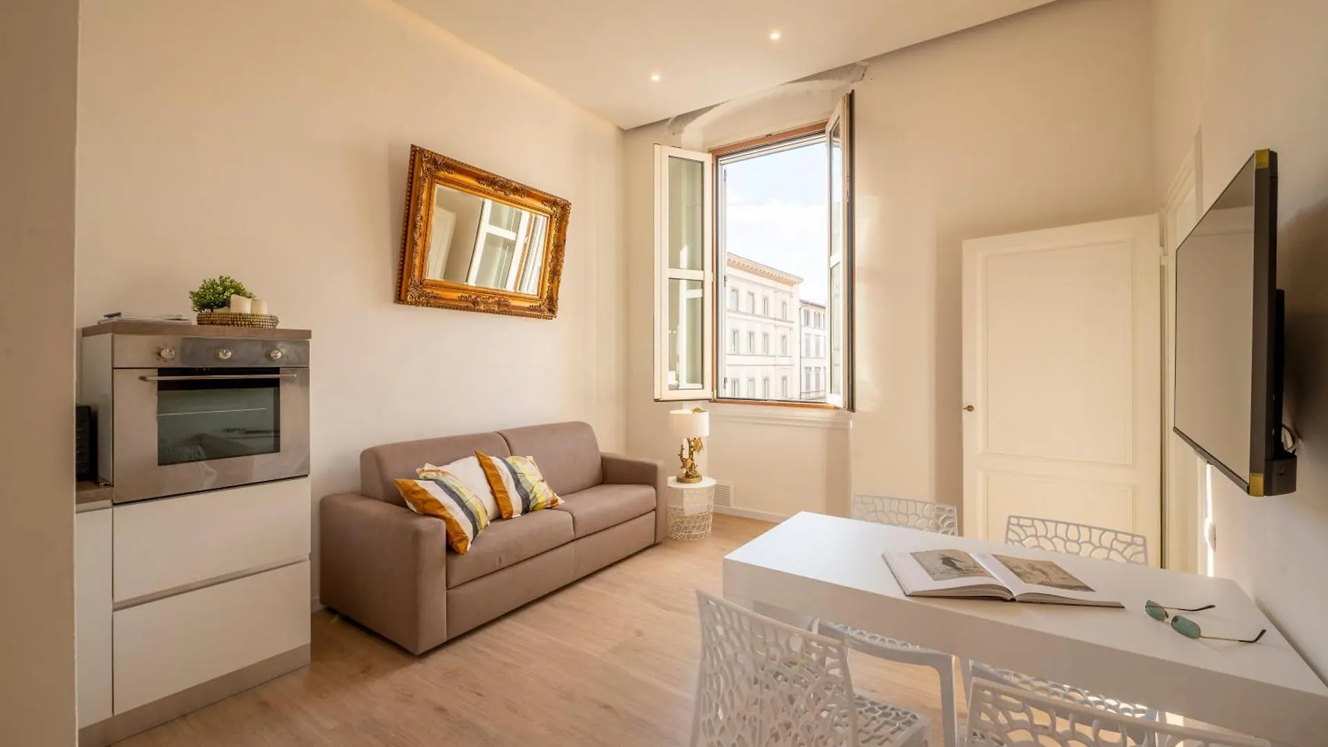 Amaranto Apartman Firenze